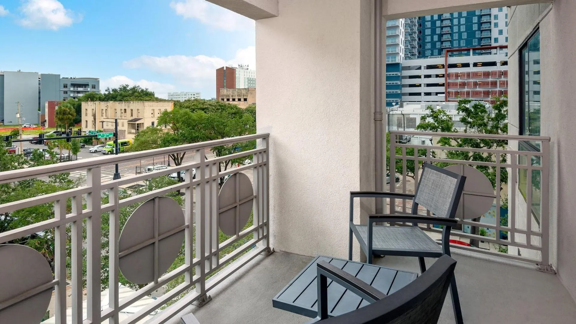 Courtyard Tampa Downtown Hotel