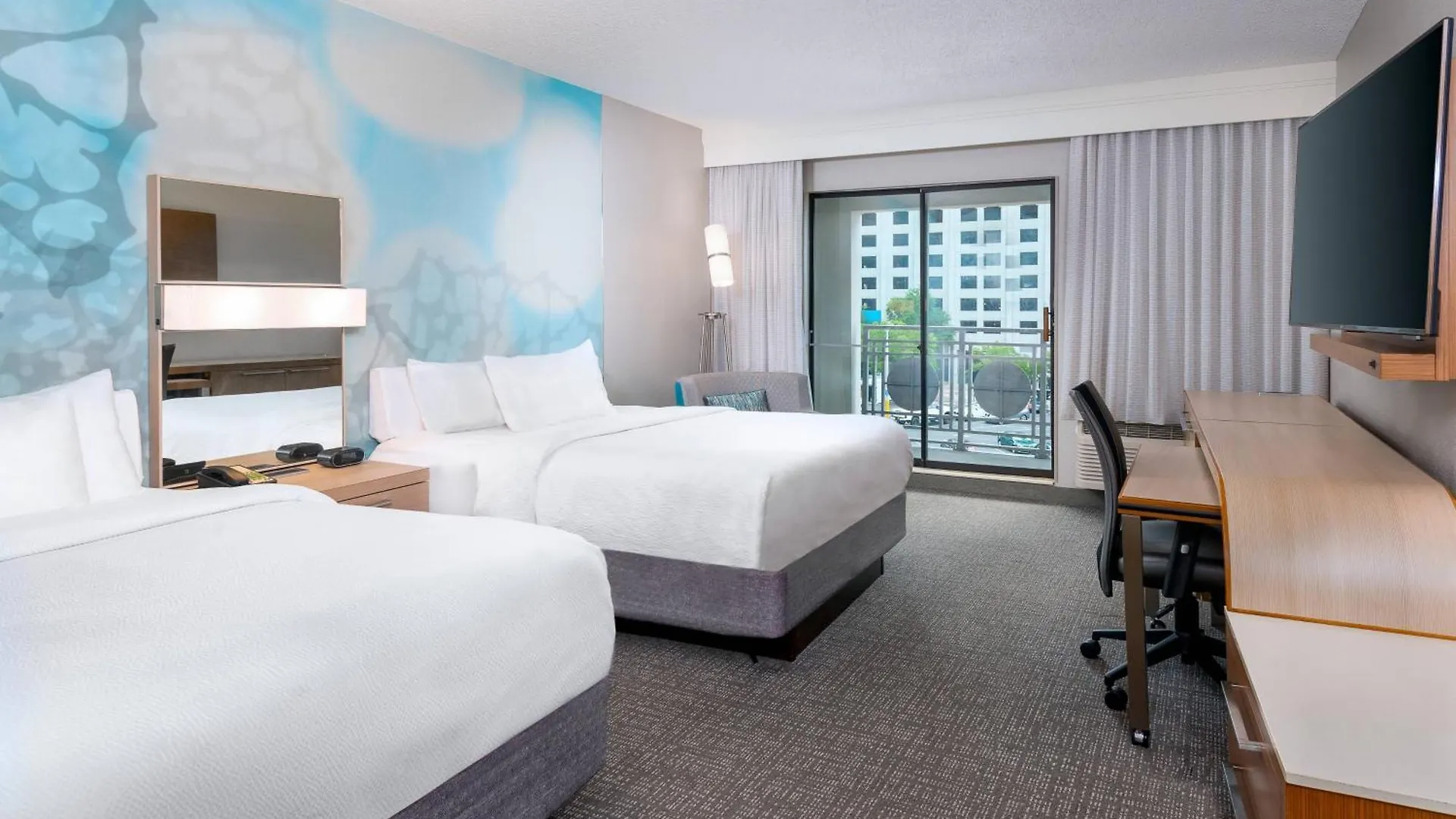 Courtyard Tampa Downtown Hotel